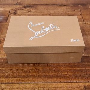 Christian Louboutin box